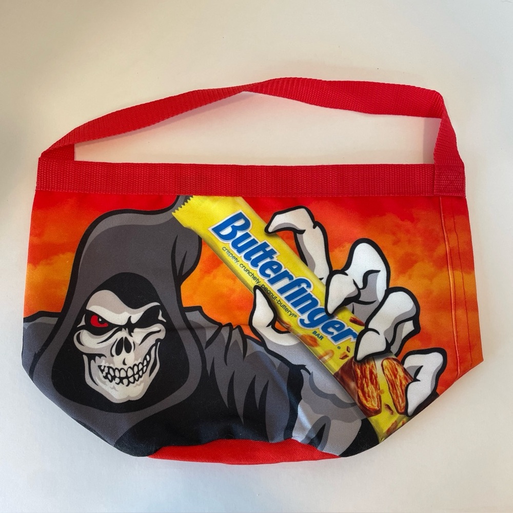 Spirit Halloween Butterfinger Trick or Treat Bucket Bag NWOT